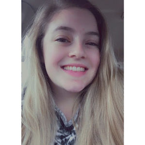 Meet your Posher, Danielle